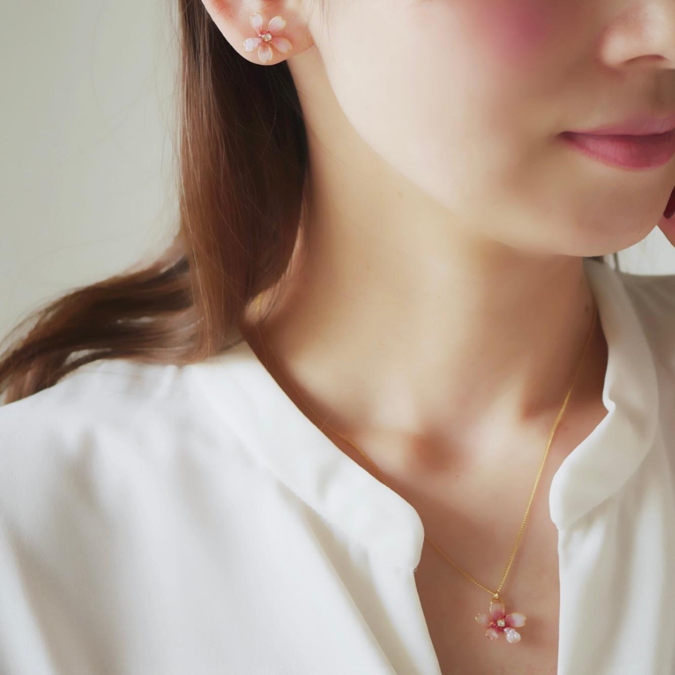 桜パールのアクセサリーセット｜ワインピンクのネックレス＆ピアス（イヤリング）｜入学式・卒業式・春フォーマルに | 5枚目